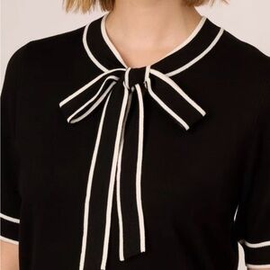 #185 NWT, Beautiful Adrianna Papell Black Blouse with White Accents. Size S